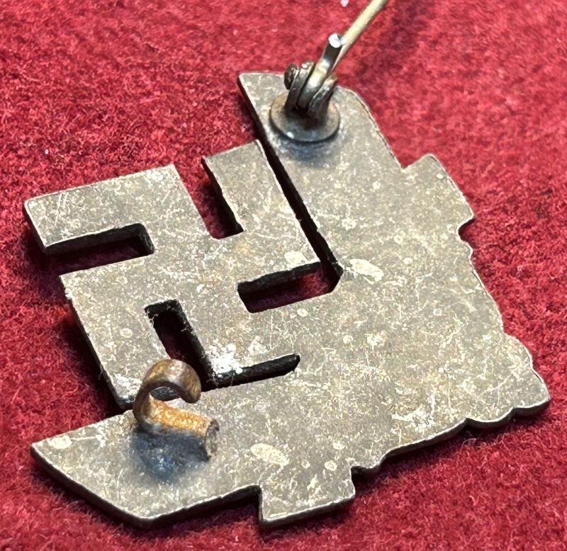 3rd Reich RadwJ Kriegshilfsabzeichen — image 3