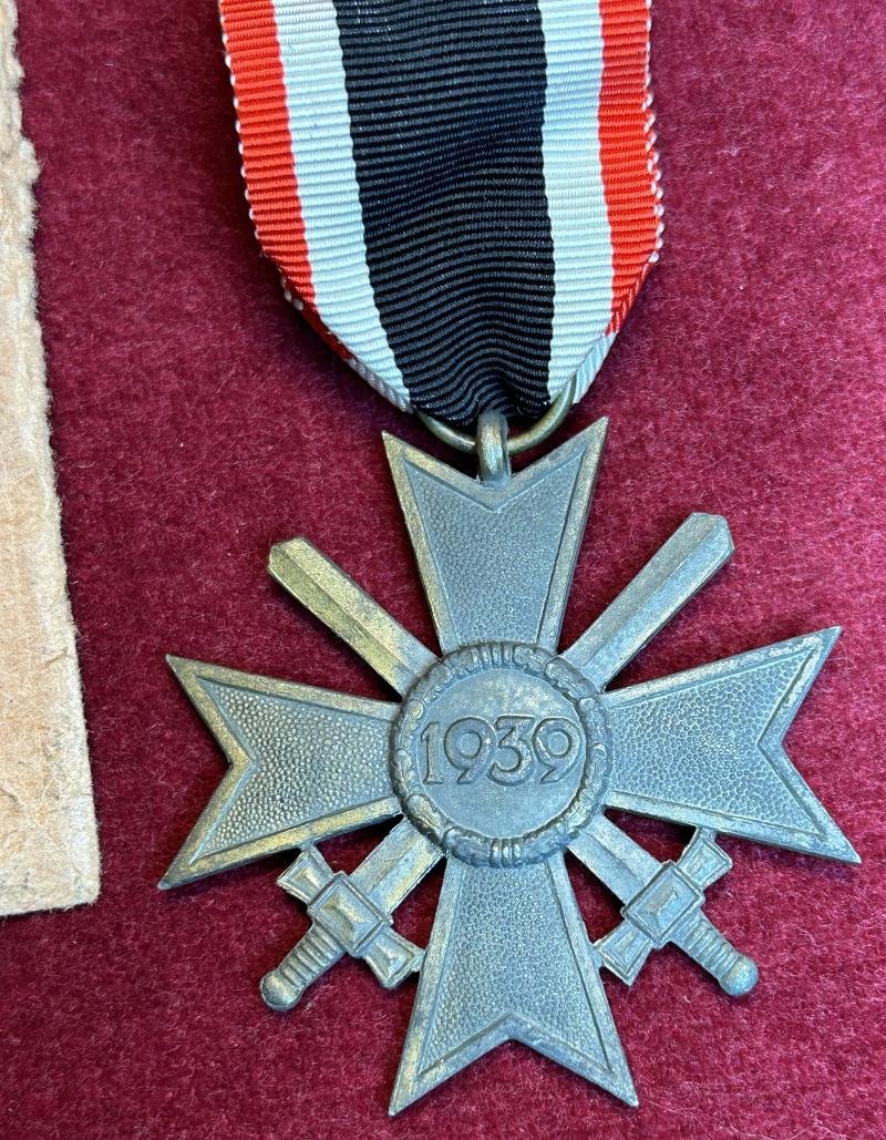 3rd Reich KVK mit Schwertern 2. Klasse, 1939 mit Tüte — image 4