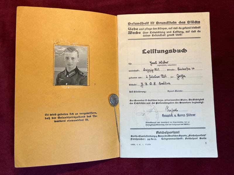 3rd Reich Reichssportjugendabzeichen und Leistungsbuch — image 2