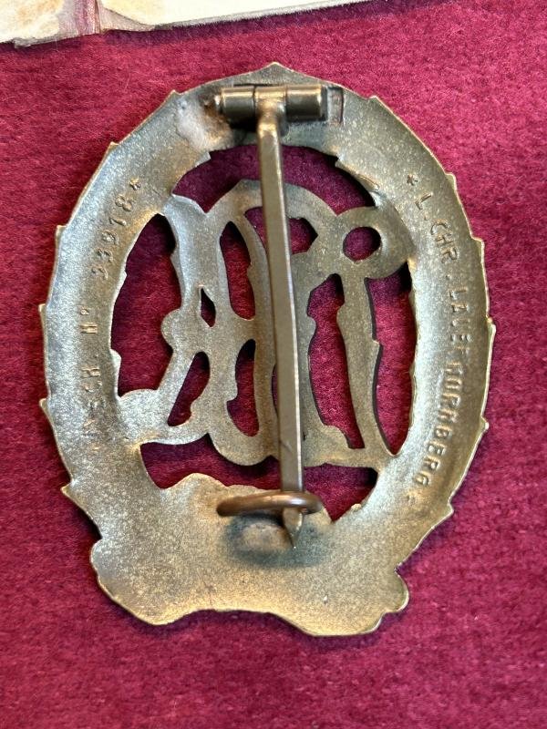 3rd Reich DRA Bronze Sportabzeichen und Leistungsheft — image 4
