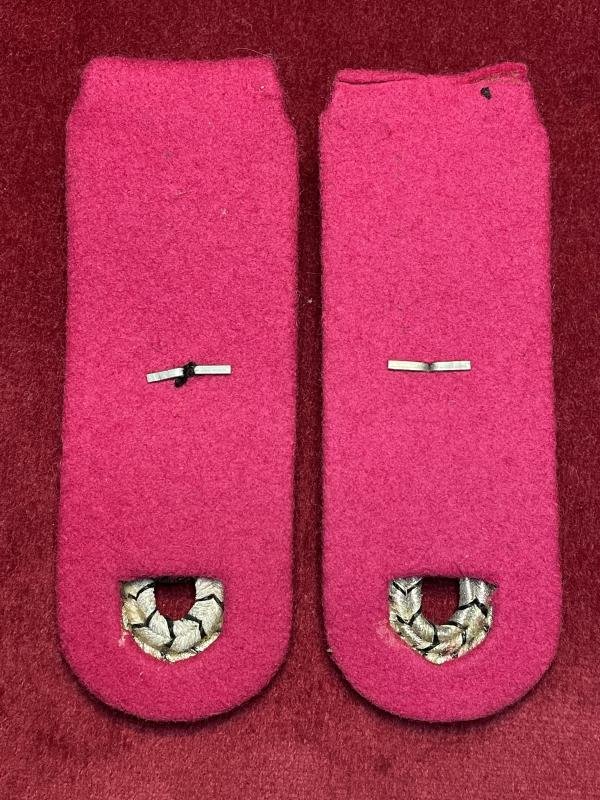 3rd Reich Feuerschutzpolizei Obertruppführer Schulterklappen — image 2