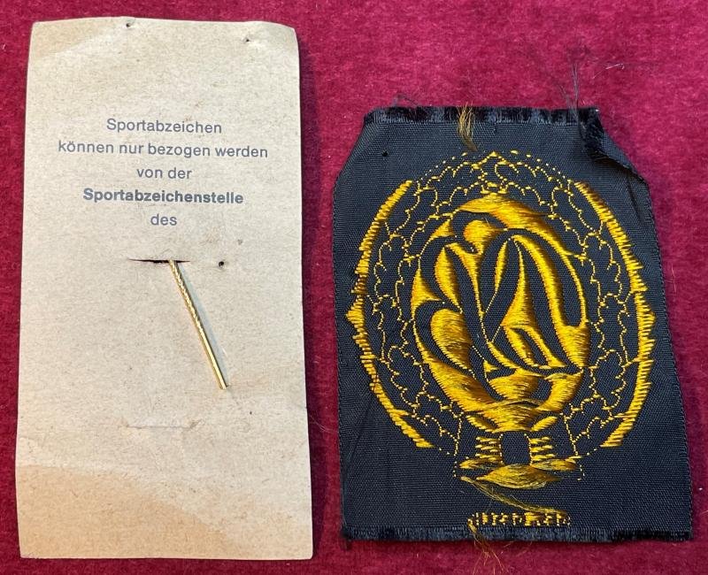 BRD Deutscher Sport Bund abzeichen im gold — image 2