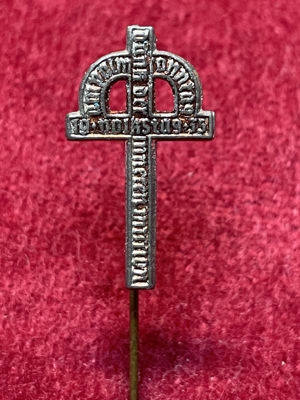 3rd Reich Inneren Mission Spendenabzeichen 1935 — image 2