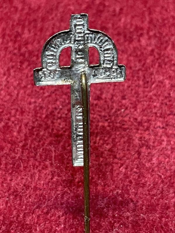 3rd Reich Inneren Mission Spendenabzeichen 1935 — image 3