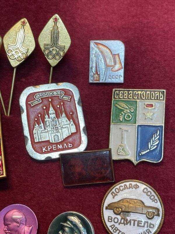 USSR lot of 18 Soviet union badges — image 3