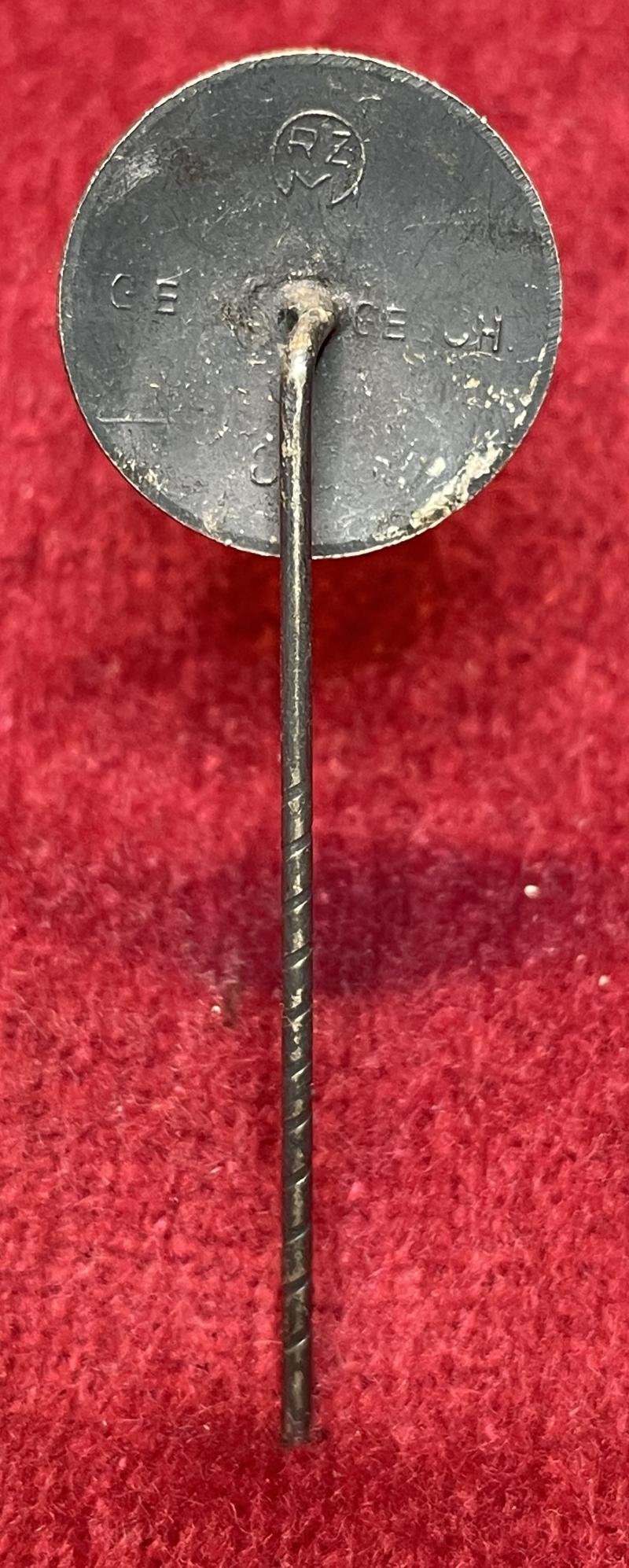 3rd Reich NSV mitgliedsabzeichen — image 4