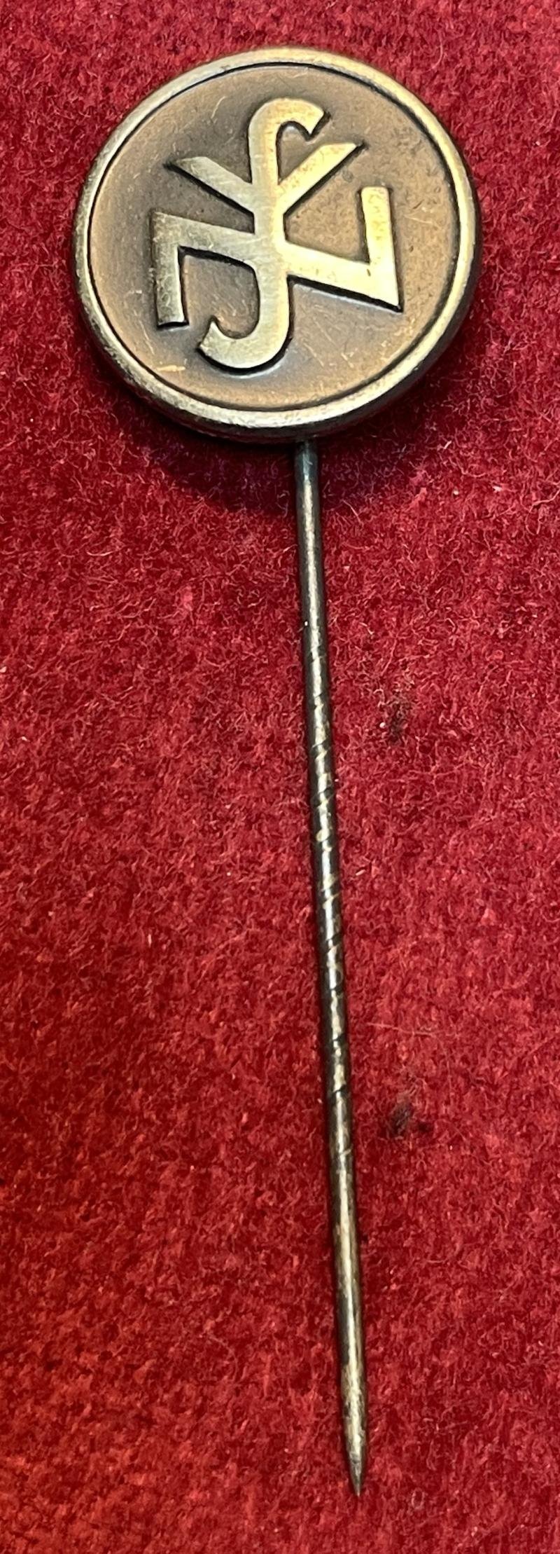 3rd Reich NSV mitgliedsabzeichen — image 5