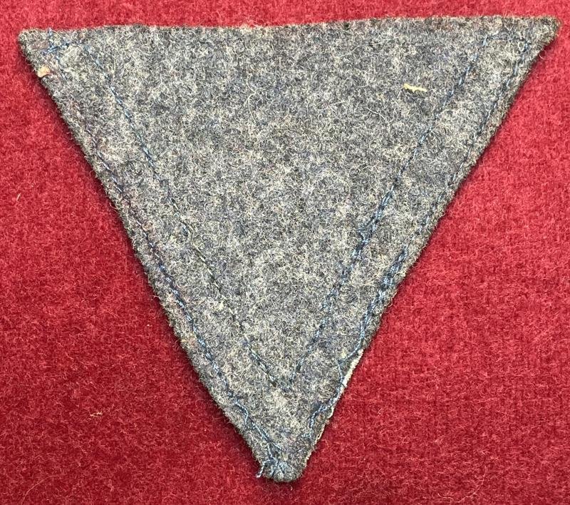 3rd Reich Luftwaffe Armwinkel (Chevron) Gefreiter — image 2