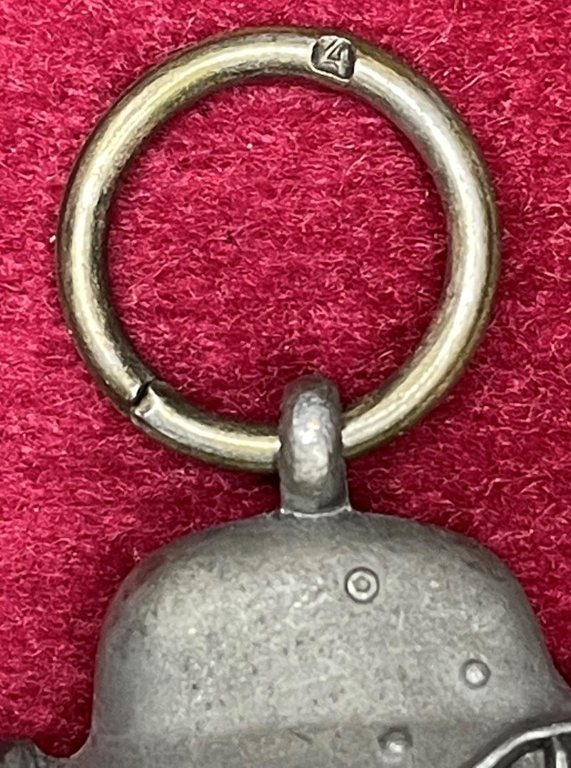 3rd Reich Winterschlacht im Osten - Ostmedaille (4) mit Tüte — image 3