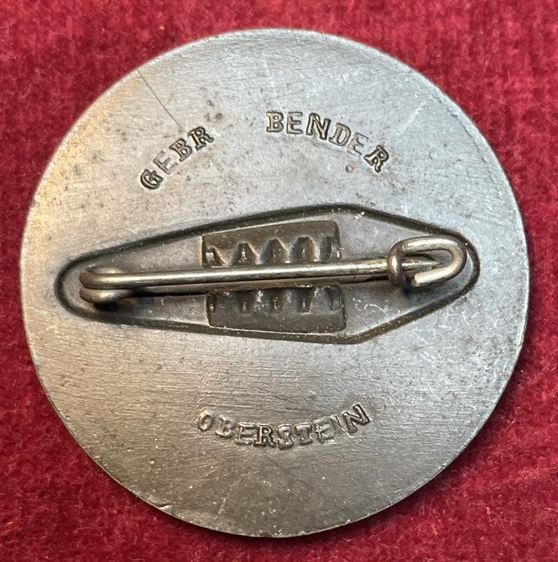 3rd Reich DAF Tag der Arbeit 1937 abzeichen — image 2