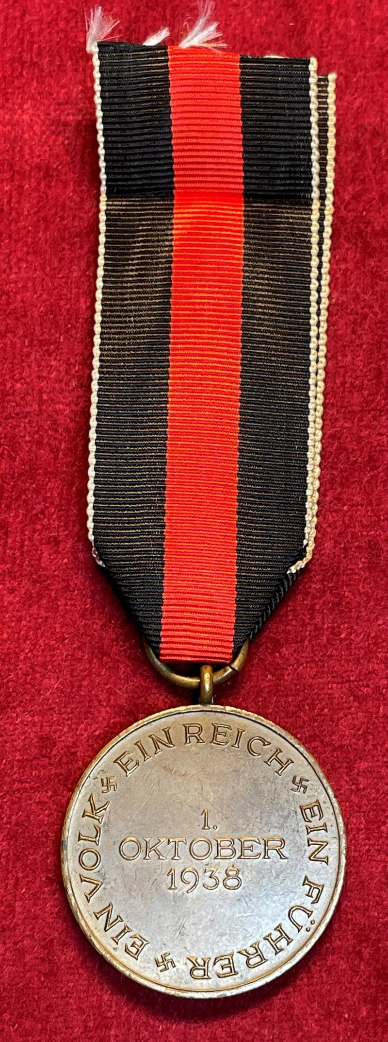 3rd Reich Anschluss Sudetenland Medaille — image 2