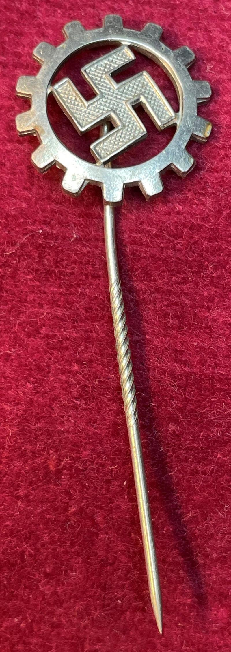 3rd Reich DAF Mitgliedsabzeichen (Paul Meybauer) — image 5