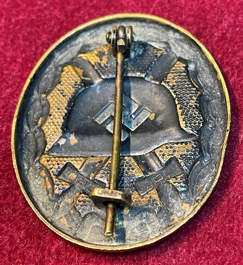 3rd Reich Verwundetenabzeichen 1939 in schwarz — image 4