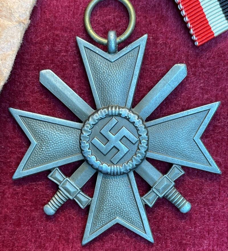 3rd Reich KVK mit Schwertern 2. Klasse, 1939 mit Tüte (Förster & Barth) — image 4