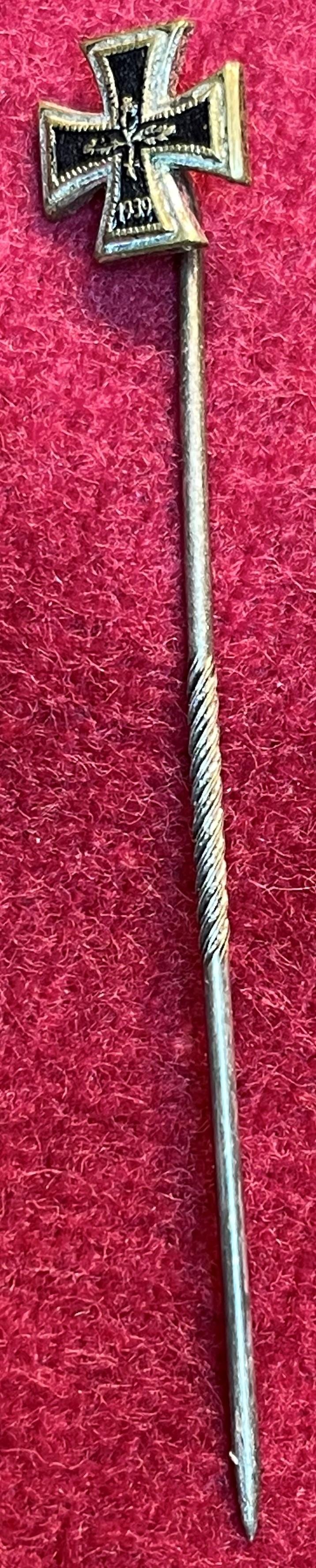 BRD Eisernes Kreuz miniaturabzeichen (1957) — image 5