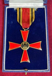 BRD Bundesverdienstkreuz 2. Klasse im etui