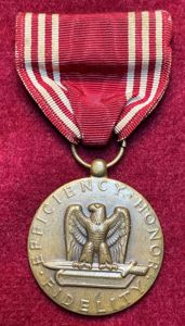 USA WWII army Medal of Good Conduct (Slot brooch)