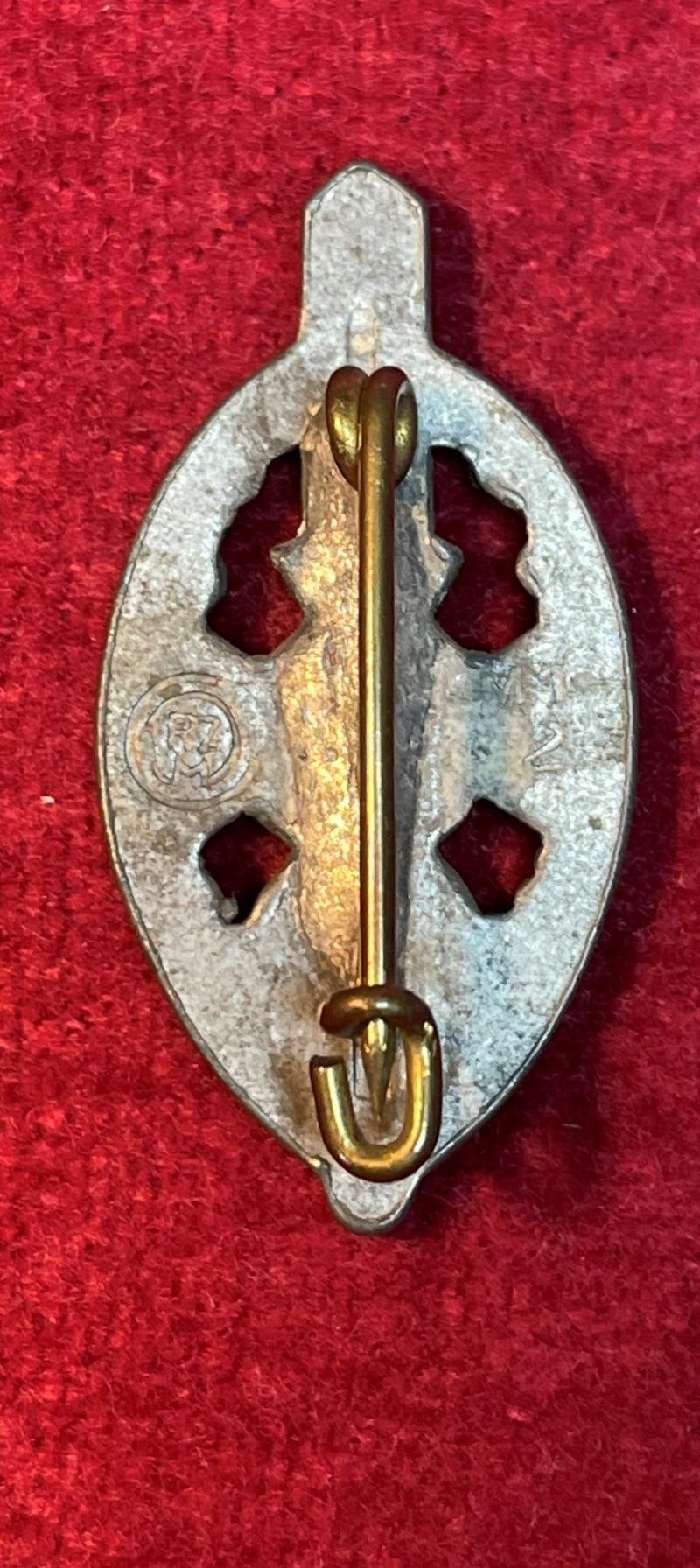 3rd Reich NSKOV Mitgliedsabzeichen — image 2
