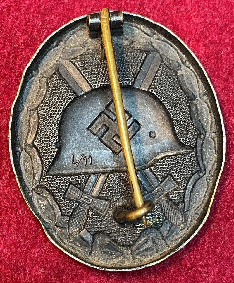 3rd Reich Verwundetenabzeichen 1939 in schwarz (L11) — image 2