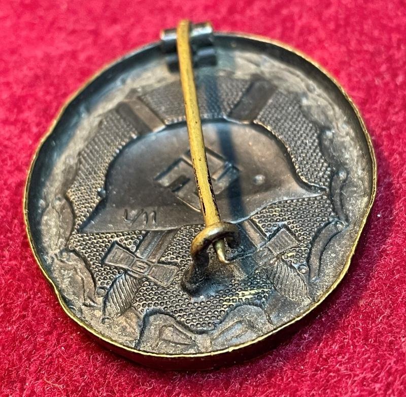 3rd Reich Verwundetenabzeichen 1939 in schwarz (L11) — image 3