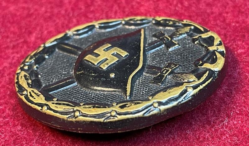 3rd Reich Verwundetenabzeichen 1939 in schwarz (L11) — image 4