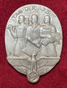3rd Reich DAF Tag der Arbeit 1935 abzeichen