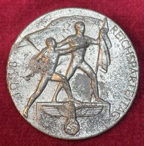 3rd Reich NSDAP Reichsparteitag 1938 badge