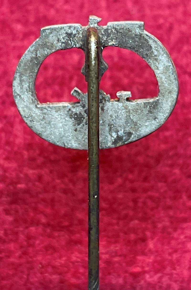 3rd Reich Kriegsmarine U-boot Kriegsabzeichen miniatur — image 3