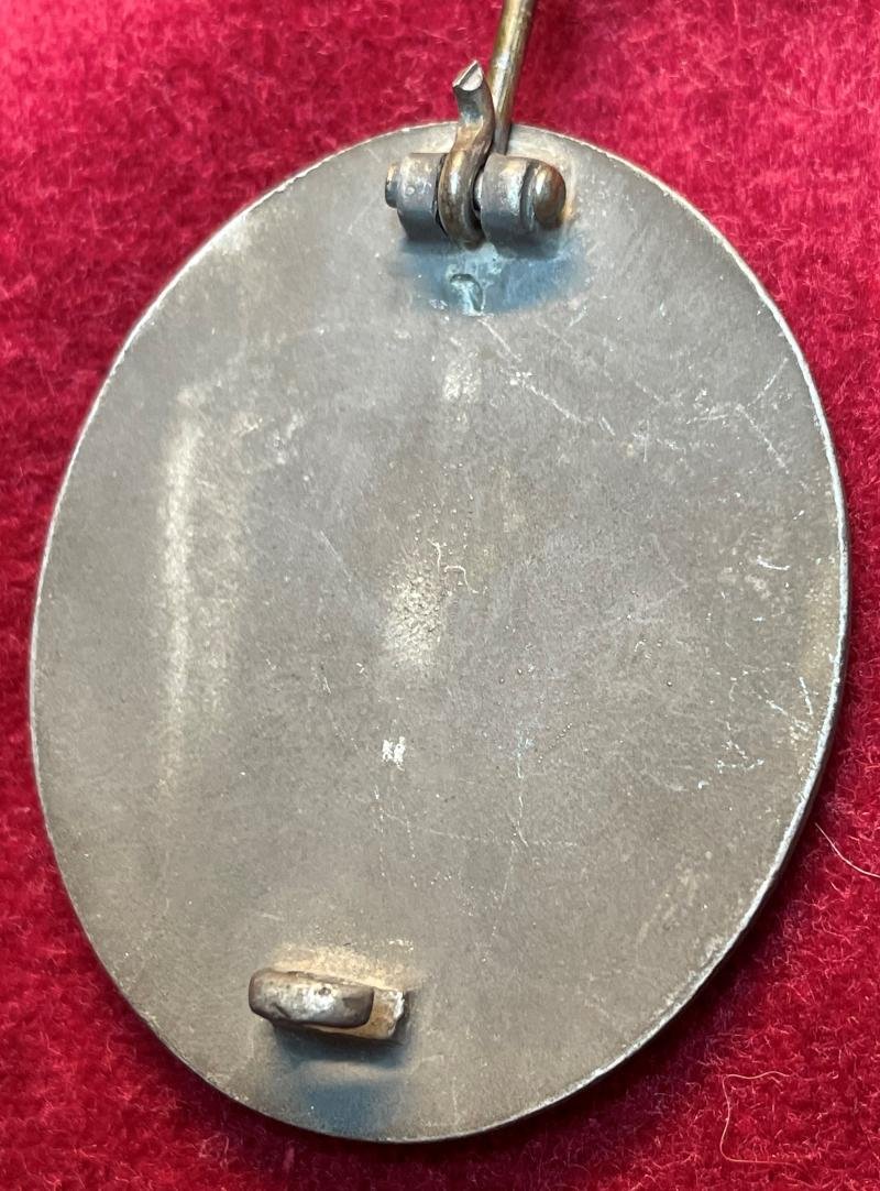 3rd Reich Verwundetenabzeichen in Silber (4) — image 3