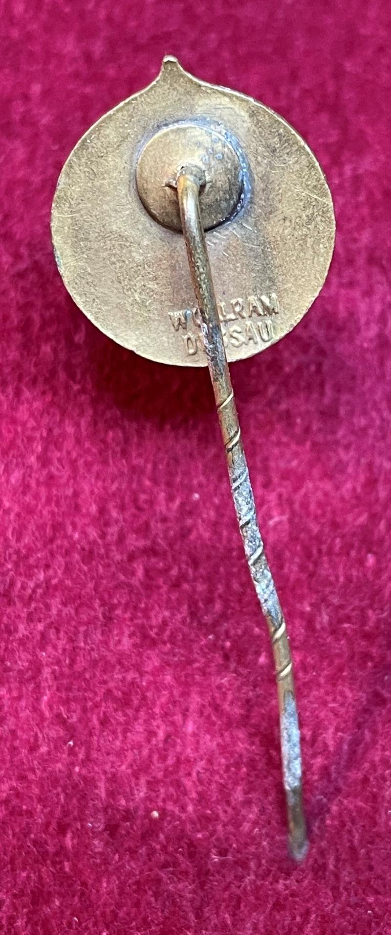 3rd Reich Deutscher Schützenbund Mitgliedsabzeichen 1.Form — image 2