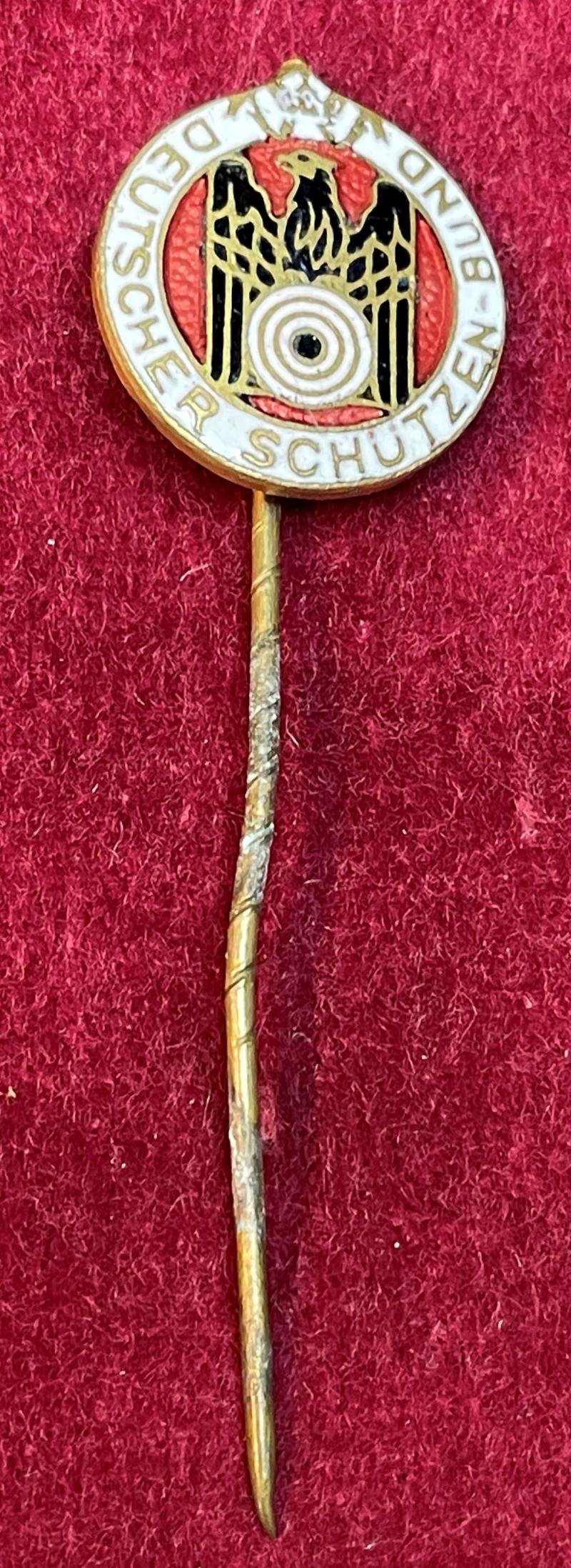 3rd Reich Deutscher Schützenbund Mitgliedsabzeichen 1.Form — image 4