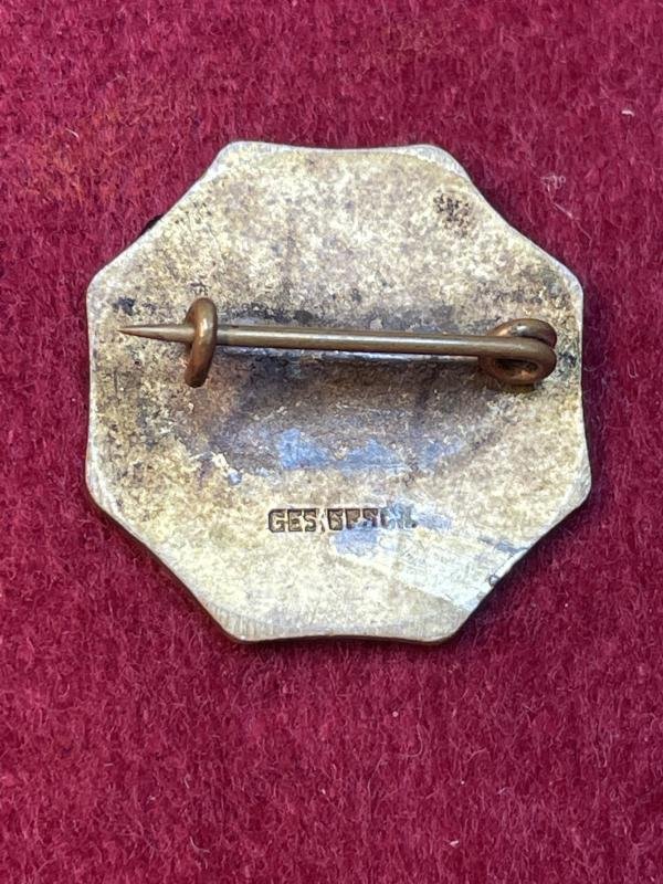 Kaiserreich Deutscher Jugenddank 1915 mitgliedabzeichen — image 2