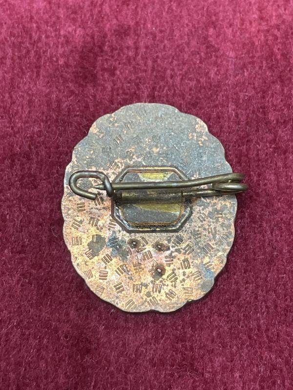 DDR Rotes Kreuz Leistungsabzeichen in bronze — image 2