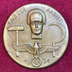 3rd Reich DAF Tag der Arbeit 1934 abzeichen