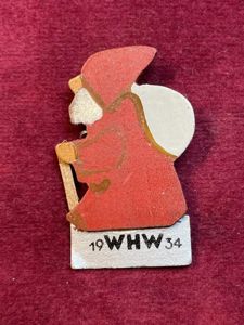 3rd Reich WhW Weihnachtsman abzeichen 1934