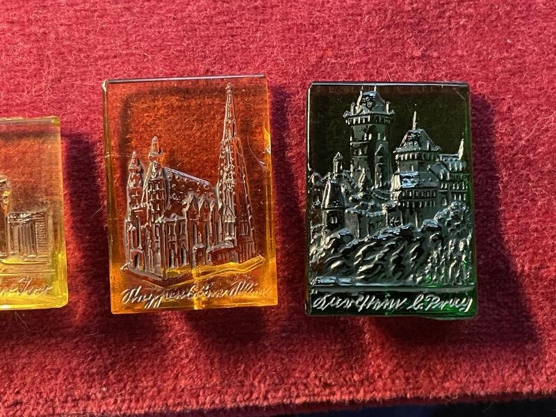 3rd Reich WhW Glasabzeichen Baudenkmal — image 3