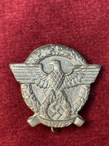 3rd Reich Tag der Polizei 1942 zinkabzeichen