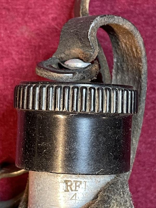 3rd Reich feldflasche M31 mit Bakelit Becher — image 4