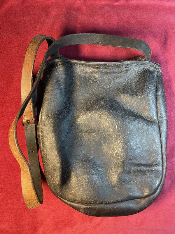 Swiss Armee Brotsack aus Leder 19. Jahrhundert — image 4