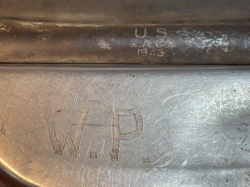 US WWII Army Meat Can (E.A. Co.) 1943 with initials — image 2