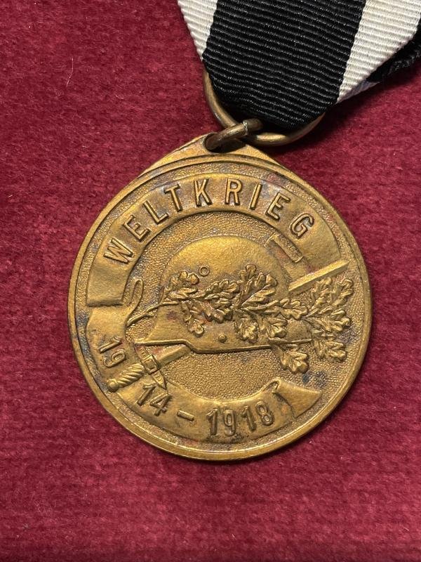 Weimar Ehrenmedaille des Weltkrieges 1914-1918 — image 4