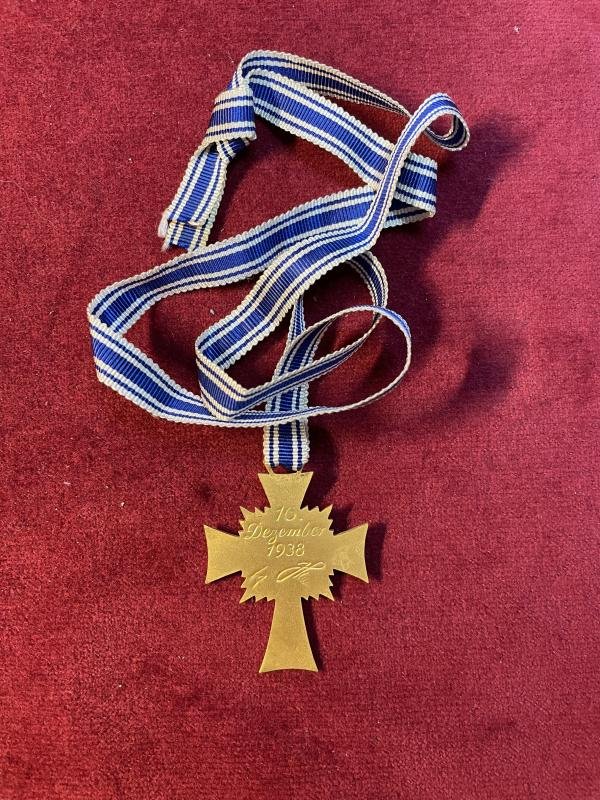 3rd Reich Mutterkreuz 1st class — image 4