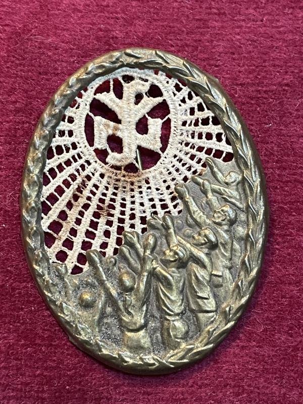 3rd Reich NS Volkwohlfahrt tinnie — image 2