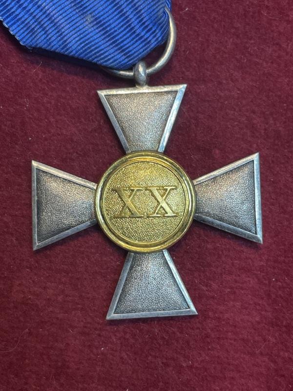 Prussian Landwehr-Dienstauszeichnung Kreuz für Offiziere XX Jahre — image 4