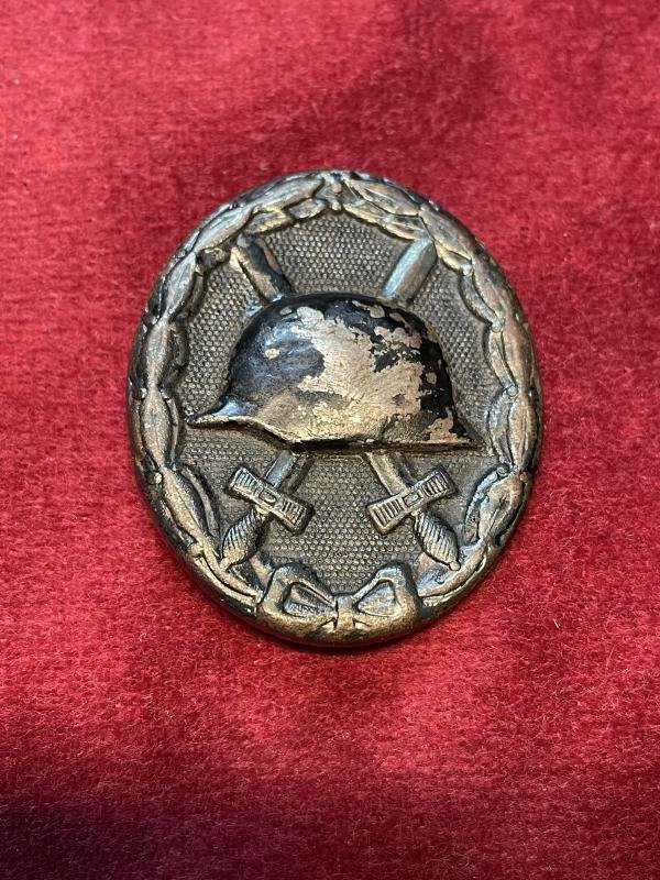 WWI Kaiser Reich Abzeichen für Verwundete — image 3