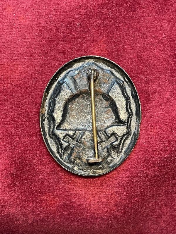 WWI Kaiser Reich Abzeichen für Verwundete — image 4