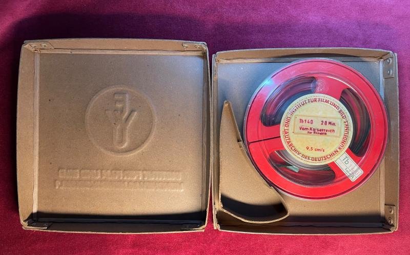 Vom kaiserreich zur republik - film in original box — image 3