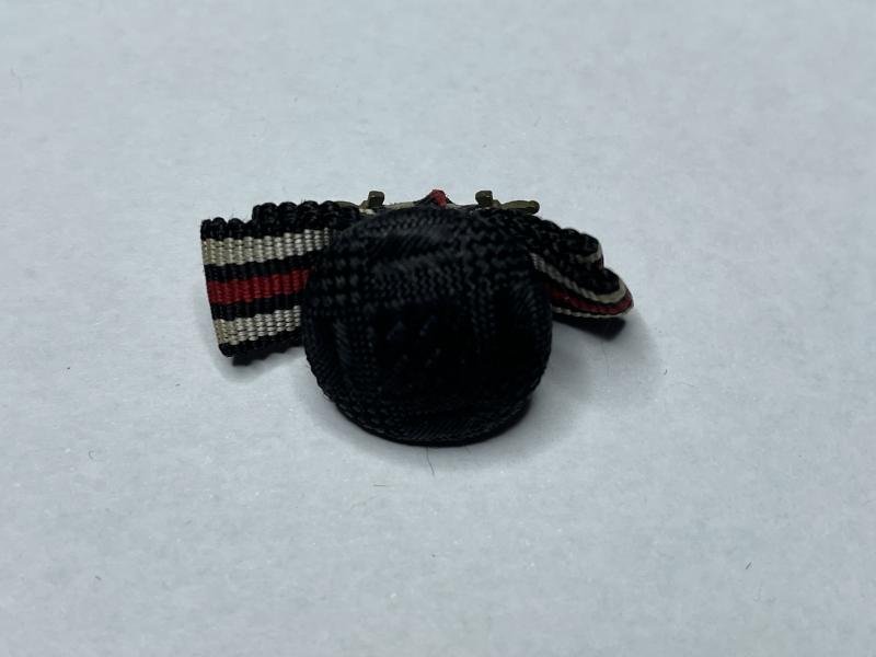 WW1 buttonhole clip — image 3