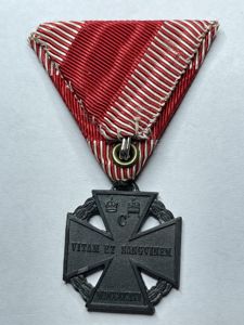 Österreich-Ungarn Karl-Truppenkreuz