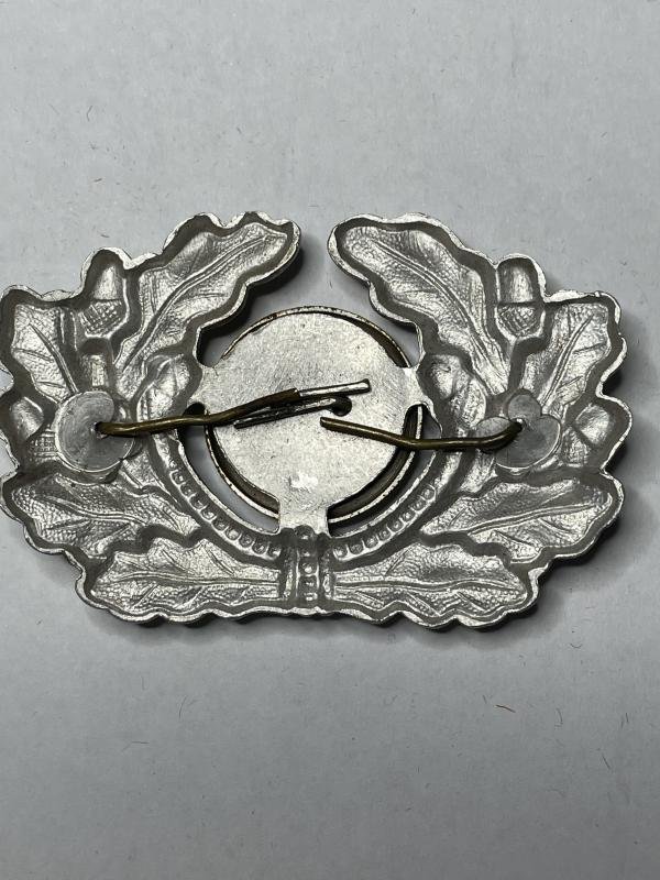 Cap insignia DDR — image 2